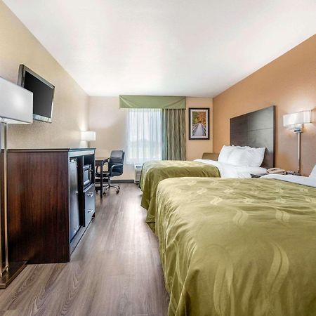 Quality Inn & Suites Brandenburg - Fort Knox Exteriör bild