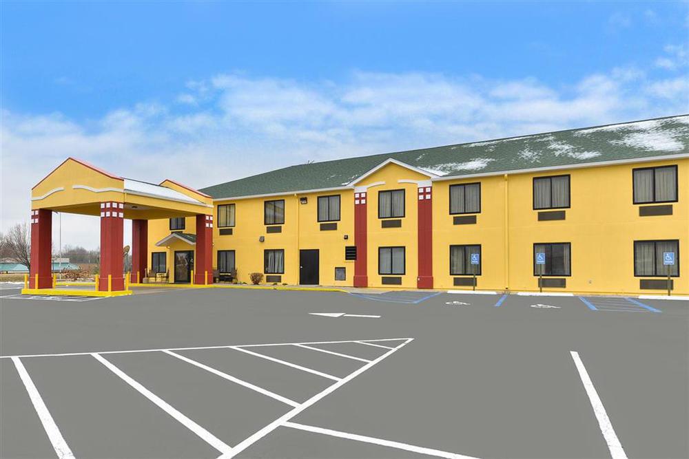 Quality Inn & Suites Brandenburg - Fort Knox Exteriör bild